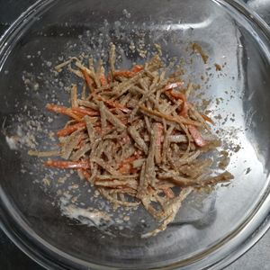 KUMIKOの作ってみた!投稿(レンジで簡単☆ごぼうサラダ。)