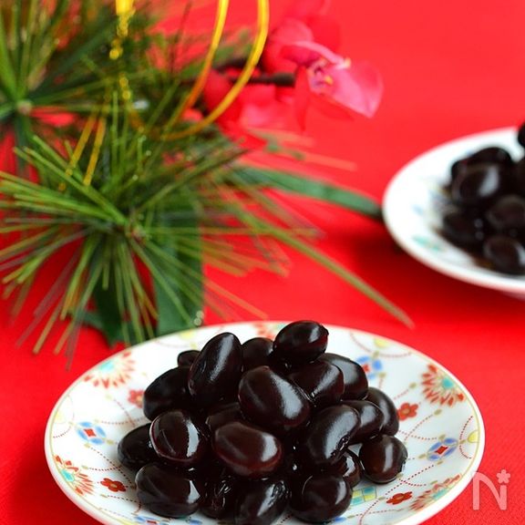 ふっくらつやつや黒豆煮【おせち】 