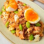 「腸活サラダ3選」10分で完成!発酵&食物繊維で体の中からスッキリ|レシピ本もご紹介