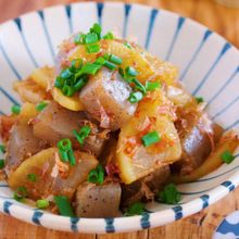 めんつゆでラクラク♪味しみ♪『大根とこんにゃくのおかか煮』