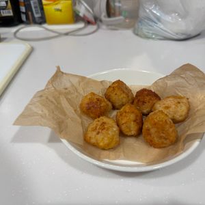 小梅の作ってみた!投稿(【チキンボール】娘が「もっと欲しい！！！」と怒ったレシピ)