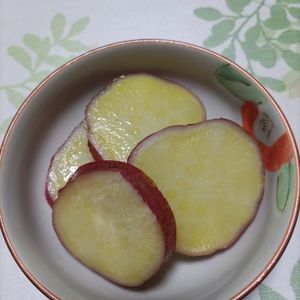 KUMIKOの作ってみた!投稿(『はちみつレモンのさつまいも煮』爽やかな甘さがおいしい♡)