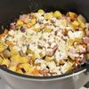 あさりの水煮缶でお手軽に♪【食べる！クラムチャウダー】の工程2