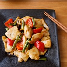 『鶏肉とエリンギと彩り夏野菜の甘酢炒め』＃鶏胸肉＃ご飯が進む