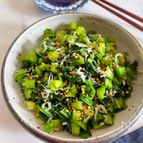【レンチン&麺つゆ！5分で作る】
小松菜の胡麻じゃこ和え