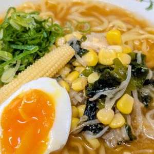 まゆのの作ってみた!投稿(味噌ラーメン風《もやし♡にんにく味噌サラダ》)