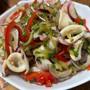 ゆくゆくの作ってみた!投稿(【夏野菜とイカの和風マリネ】身体もよろこぶ夏のごちそうマリネ)