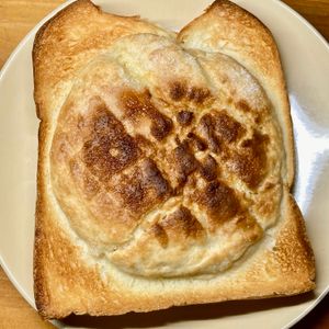 Kの作ってみた!投稿(【まるでメロンパン】食パンアレンジ♡まるでメロンパントースト)