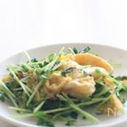 豆苗と卵のほんのり中華風炒め物☆