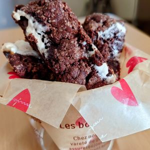 まゆのの作ってみた!投稿(カリっと美味しい！マシュマロチョコビスコッティ―)