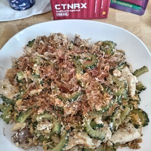 チッチの作ってみた!投稿(豆腐でカサ増し♡かつお節香るゴーヤチャンプル)