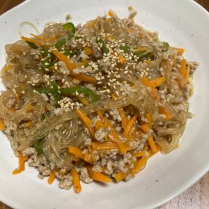 Mariの作ってみた!投稿(【そぼろチャプチェ】いつもの調味料で！家族が喜ぶ♡)