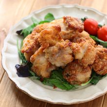 【揚げずにヘルシー！】米粉のオーブン唐揚げ