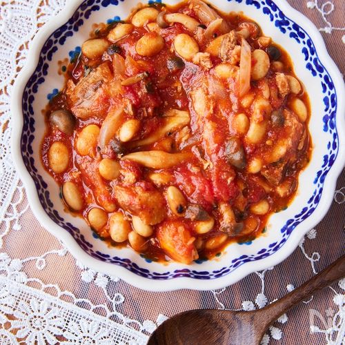 サバ缶と大豆のトマト煮