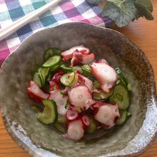 さっぱり♪箸が止まらない♡たこときゅうりのにんにく白だし和え