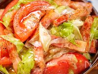 カリカリベーコンとトマトの夏の和風マリネサラダ😘🥗