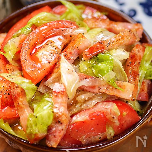 カリカリベーコンとトマトの夏の和風マリネサラダ😘🥗