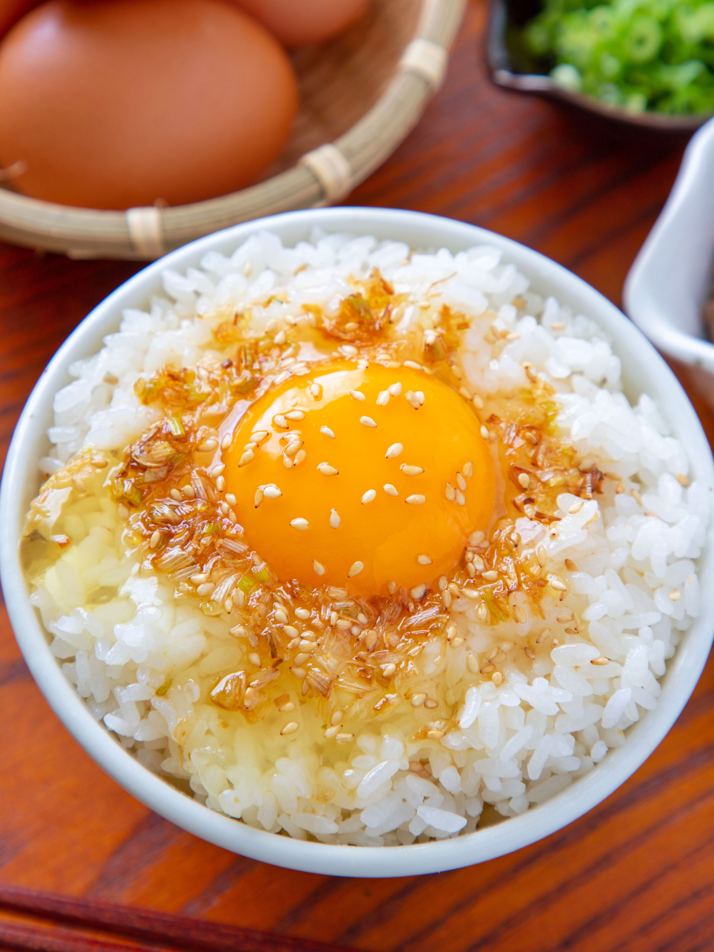 究極の旨さ！【焦がしねぎ油の卵かけご飯】 | レシピサイトNadia