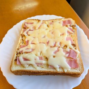 ゆきまる🐬🫧の作ってみた!投稿(さわやかな甘味！粒マスベーコンチーズトースト)