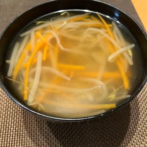 ミントミントの作ってみた!投稿(お手軽節約スープ☆『にんじんともやしのコンソメスープ』)
