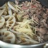 牛肉とごぼうの梅しぐれ煮の工程4