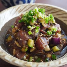 カツオと角切り野菜のだし