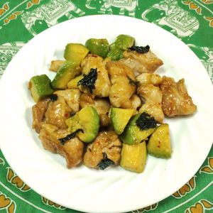 M＊Pの作ってみた!投稿(『和風アジアン♪』鶏肉とアボカドのスイチリ醤油炒め)