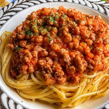 【ガーリックトマトのミートソースパスタ】身近な調味料で♪