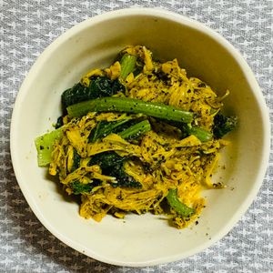 チョビの助の作ってみた!投稿(秋味おつまみ♪春菊と菊花の胡麻和え)