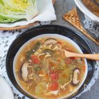 レタス大量消費！さっぱり酸辣湯スープ