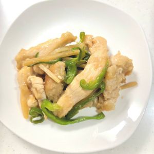 さめの作ってみた!投稿(【むね肉でも美味しい！】とり青椒肉絲)