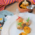 かぼちゃとレーズンのサラダ。とろけるチーズでハロウィーン♪
