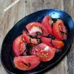 トマトが主役の「トマトの塩こんぶサラダ」