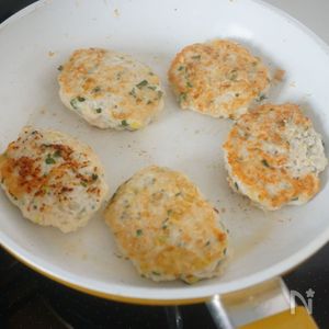 何個も食べたい✩ふわふわ鶏つくね | レシピサイトNadia