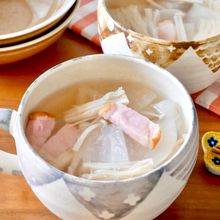 【大根とベーコンとえのきの和風スープ】冷蔵庫にある食材で!
