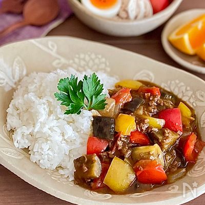 コクうま♡たっぷり夏野菜とひき肉のカレー