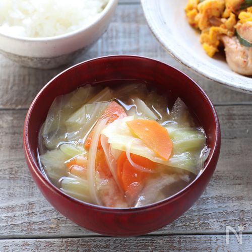 野菜たっぷりお味噌汁