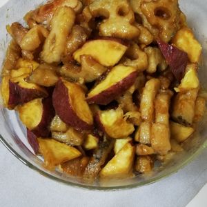 1017014の作ってみた!投稿(さつまいもと蓮根と鶏肉の甘酢炒め☆食感が楽しい♩絶品おかず)