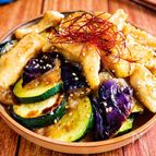 やみつき♡【鶏肉となすズッキーニの甘酢だれ】