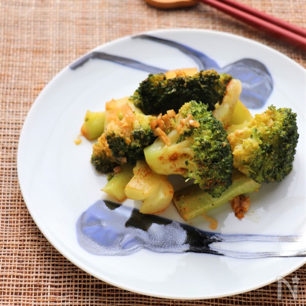 ブロッコリーのガラムマサラ醤油炒め レシピサイトNadia