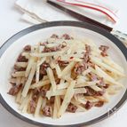 牛肉とじゃがいもの中華炒め《土豆絲トウドウスー》
