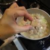 15分で完成!とろあま新玉ねぎと鶏もも肉のバタークリーム煮。の工程3