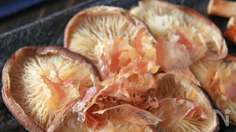 簡単 ふっくら美味しい 焼きしいたけ By まこりんとペン子 レシピサイト Nadia ナディア プロの料理家のおいしいレシピ