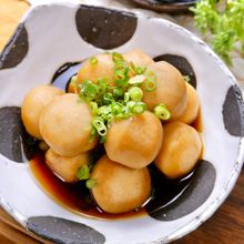 凍ったままレンチンでOK！手軽さ段違い♡『冷凍里芋の煮物』