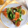 おうちカフェ♪そば粉のガレット～サーモンサラダ～