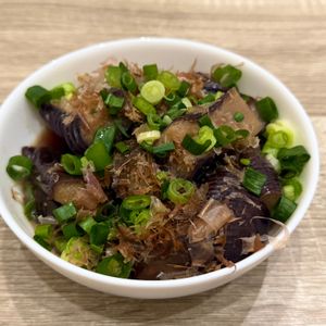 ユウハの作ってみた!投稿(レンジでとろとろジューシー♪簡単焼きなすのポン酢ねぎおかか)