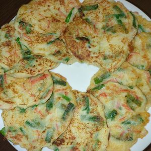たりおの作ってみた!投稿(もちもちカニカマにら豆腐チヂミ【包丁不要♪1食100円代♪】)