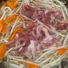 【豚肉と水菜ともやしとにんじんの中華風和え物】おつまみに！の工程2