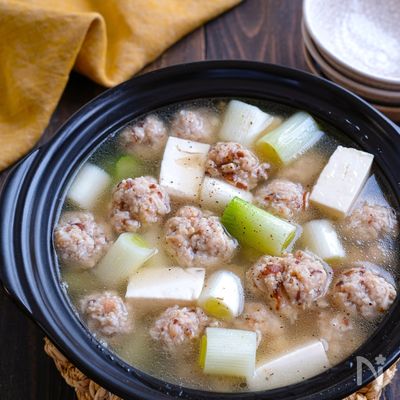 椎茸入り鶏団子とねぎのお鍋