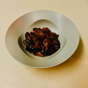 りんの作ってみた!投稿(行列のできる中華屋さんの🤤とろとろ豚バラなす🤩🍚)